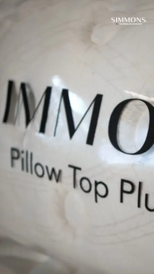 Para deixar a cama super gostosa, com aquele conforto de hotel, o Simmons Pillow Top Plush é essencial ✨